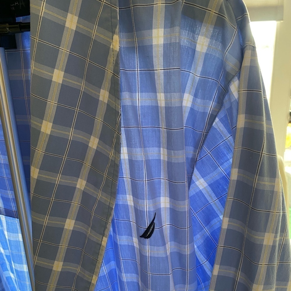 NAUTICA Ultra Lightweight Windowpane Robe with Sash - Picture 10 of 10